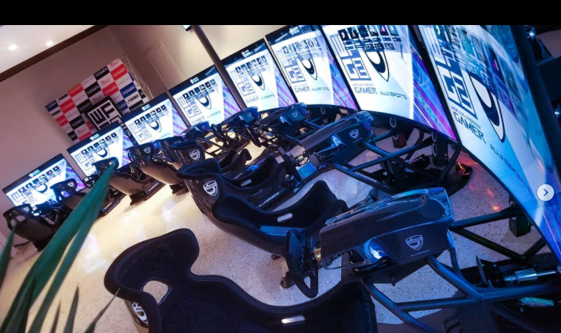 AIS Miami, USA